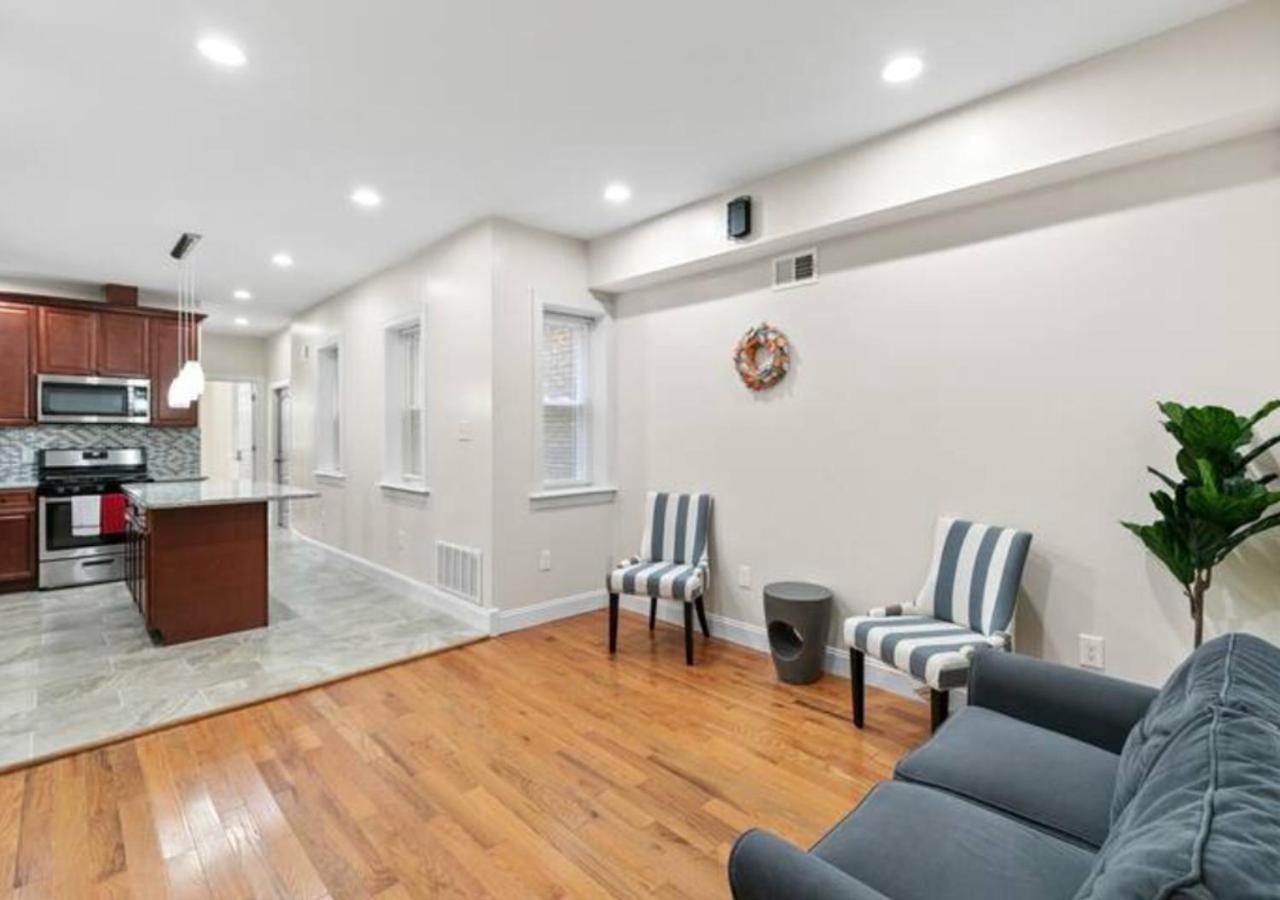 Newly Renovated Guest Rooms Near Transportation 필라델피아 외부 사진